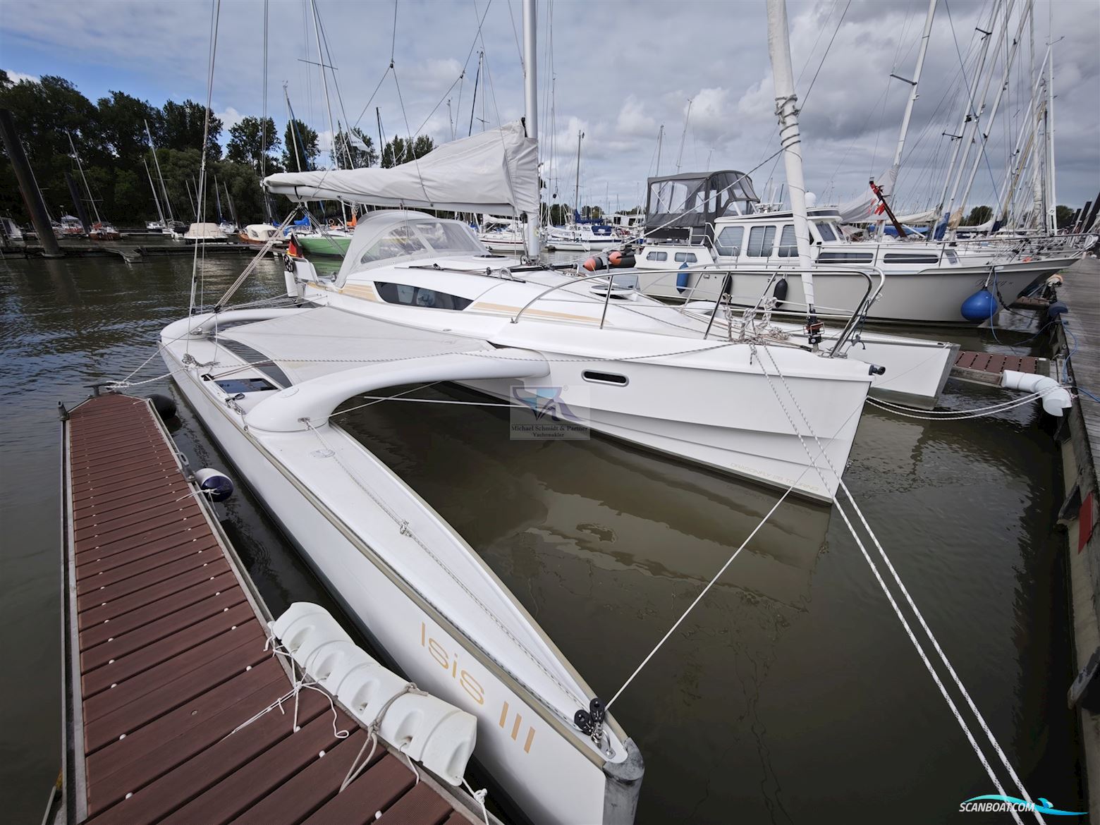 QUORNING BOATS DRAGONFLY 28 Swing Wing Touring