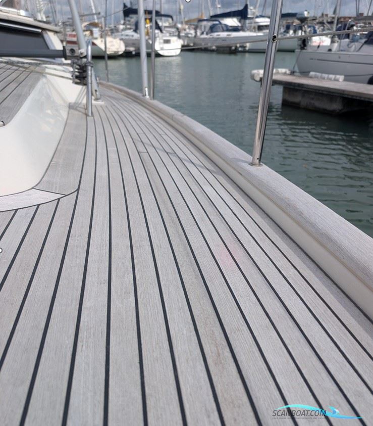 Regina 35