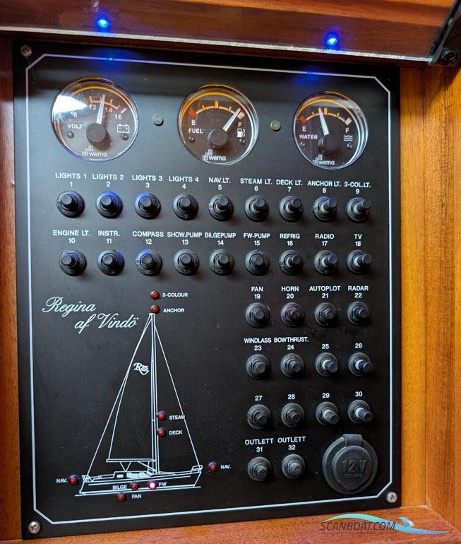 Regina 35