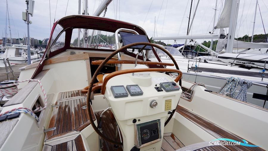 Regina 38