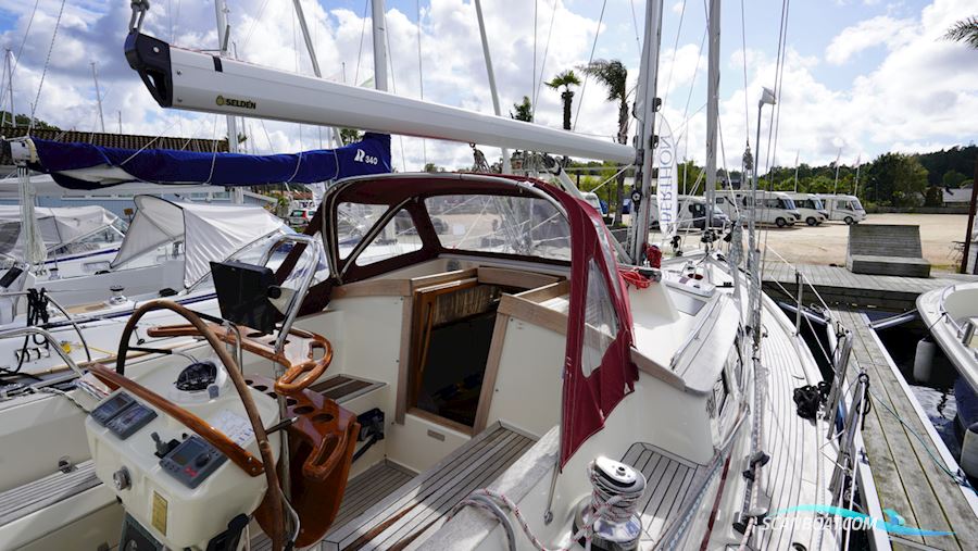 Regina 38