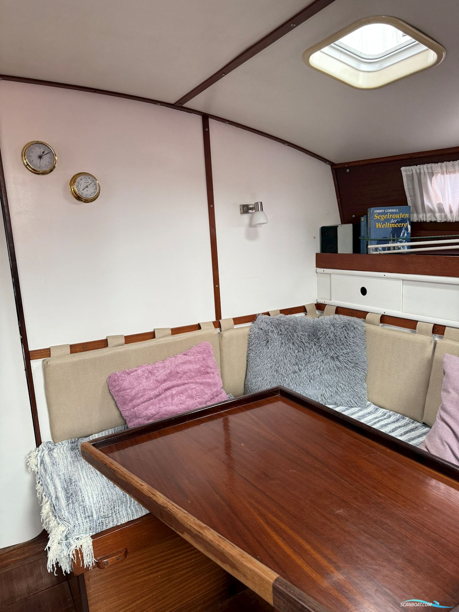 Robert Tucker Ketch R393