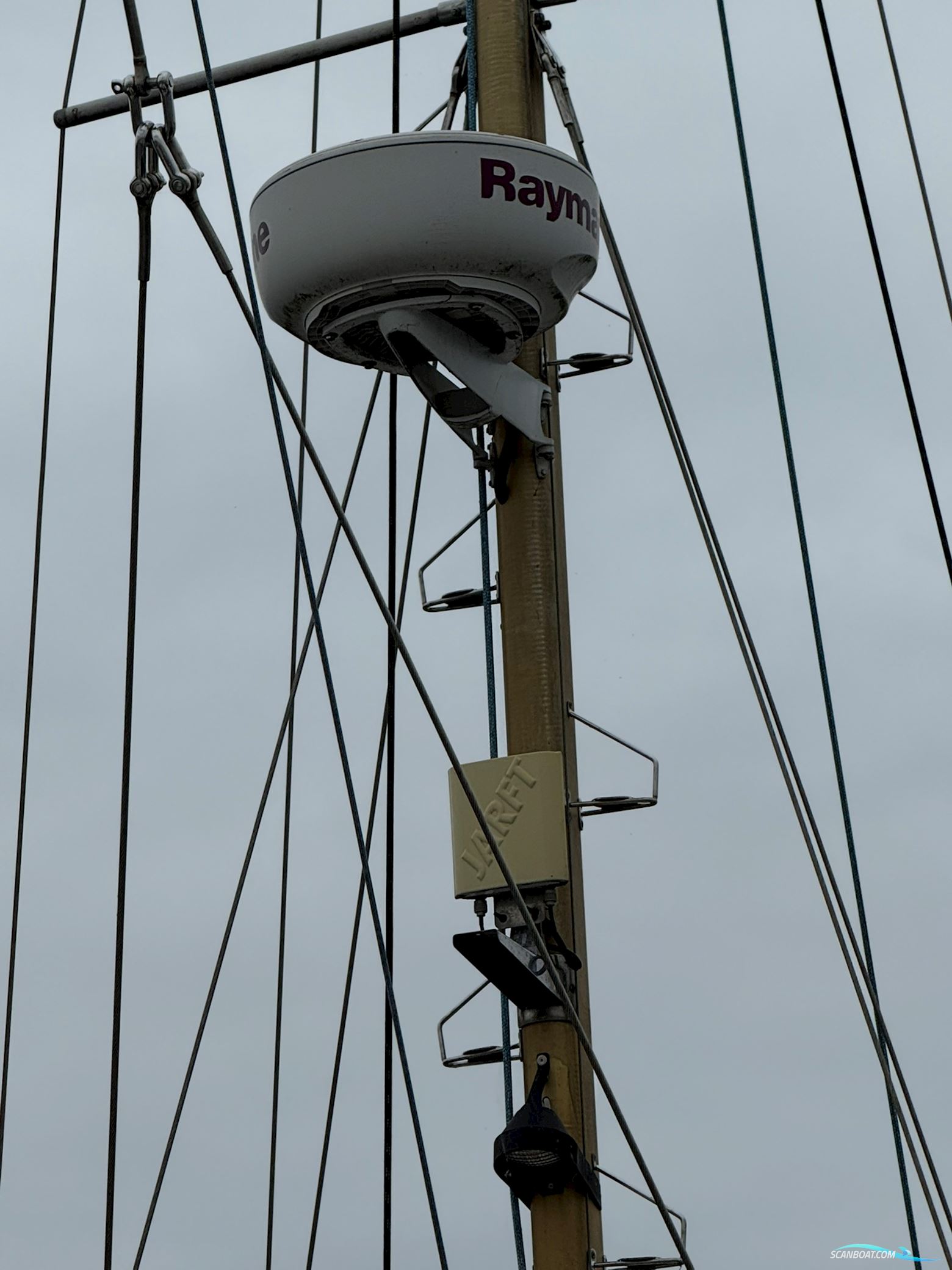 Robert Tucker Ketch R393