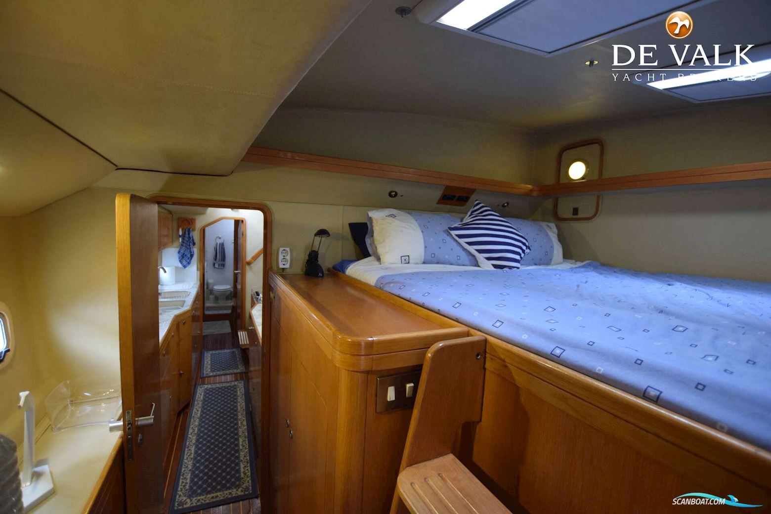 Robertson & Caine One off