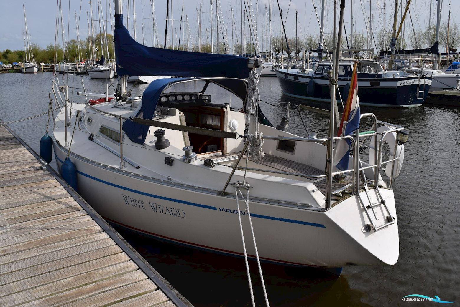 Sadler 32