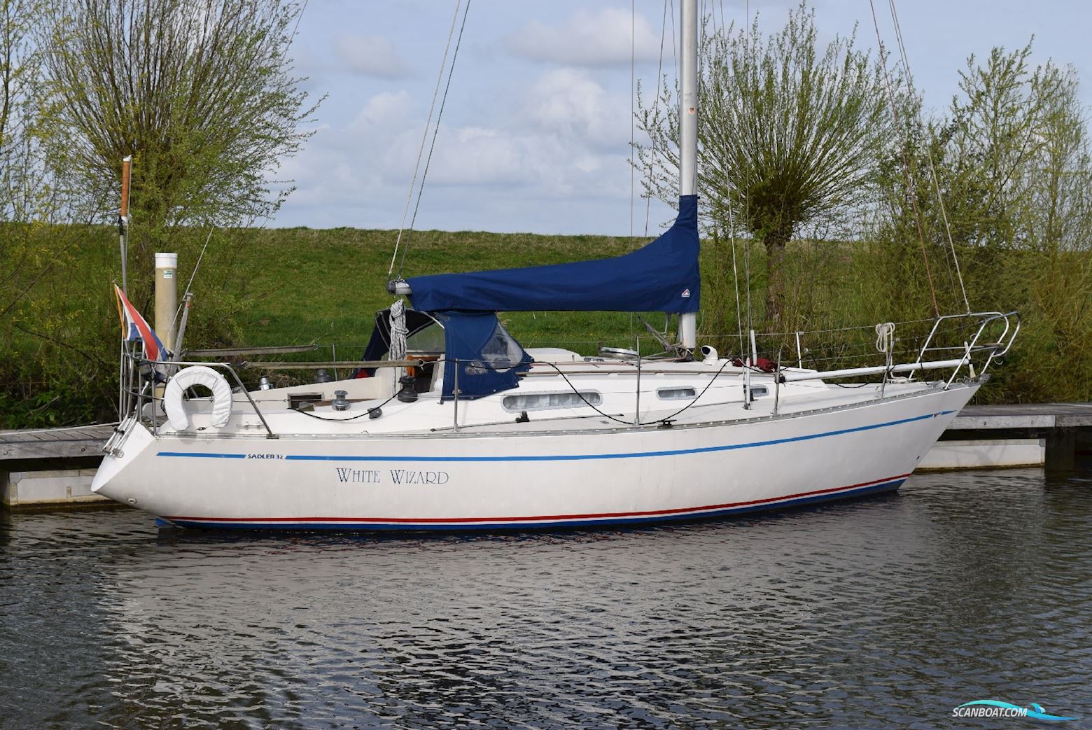Sadler 32