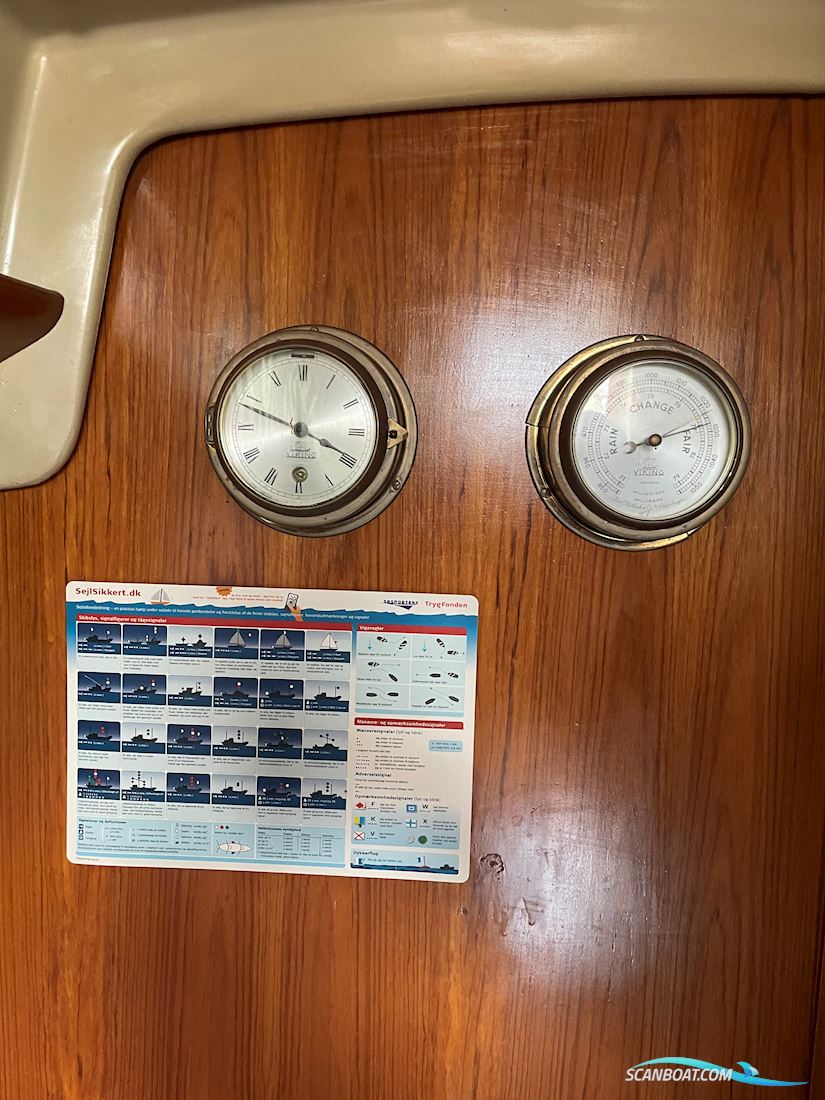 Sagitta 35