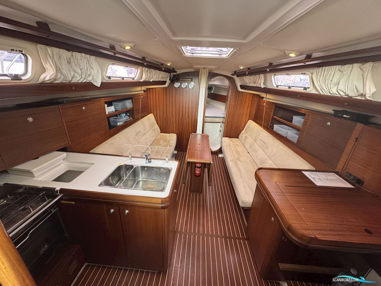 Salona 37 2008 - EU VAT Paid. Performance and comfortable living space combined.