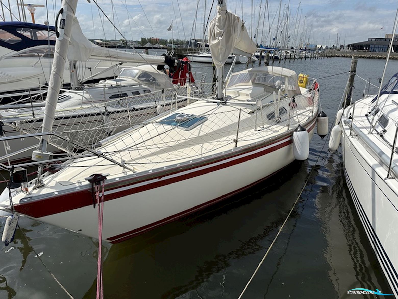 Scanmar 33 Sailingboat 1986, with Volvo Penta
 engine, Denmark