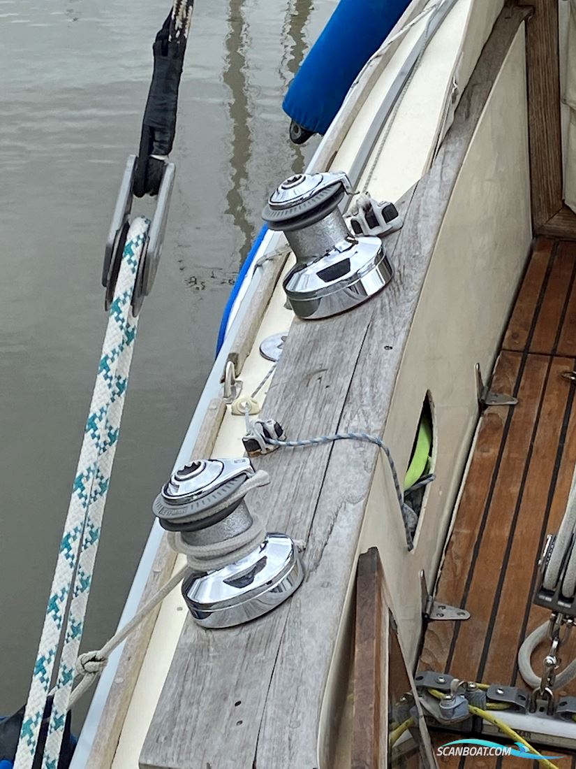 Schärenkreuzer Lotus 40