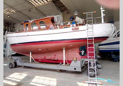 Schmidt Motorsegler Stahl Sailingboat 1962, with Mercedes engine, Germany