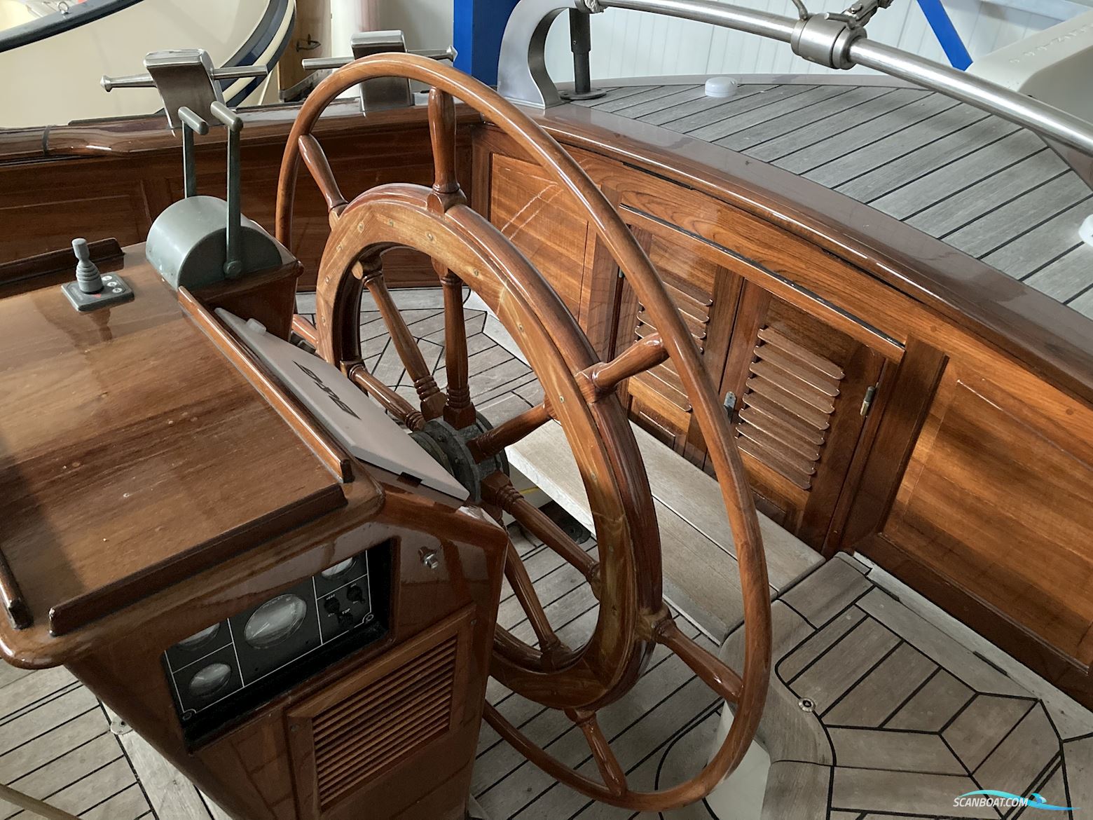 Schokker 18.60 Meter Hoek Design