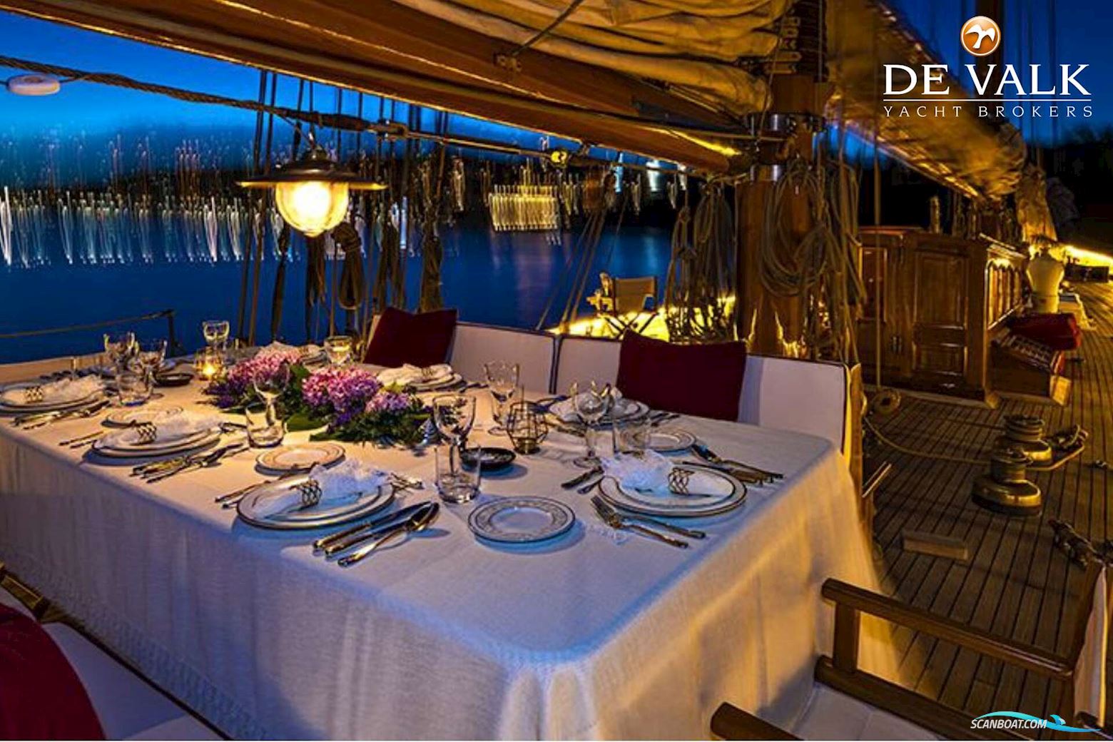 Schooner Classic Gaff