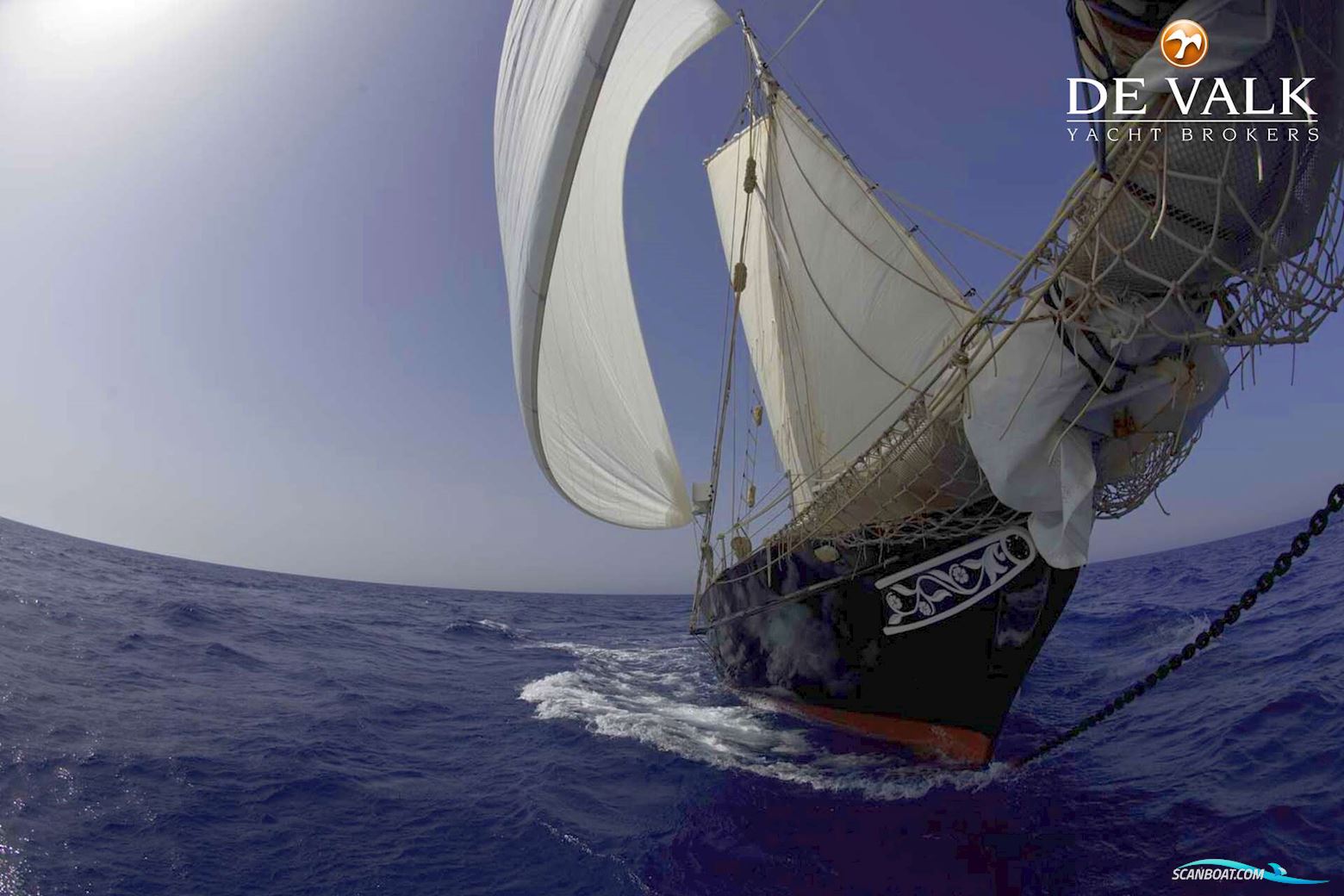 Schooner Sitting Bull 19.80