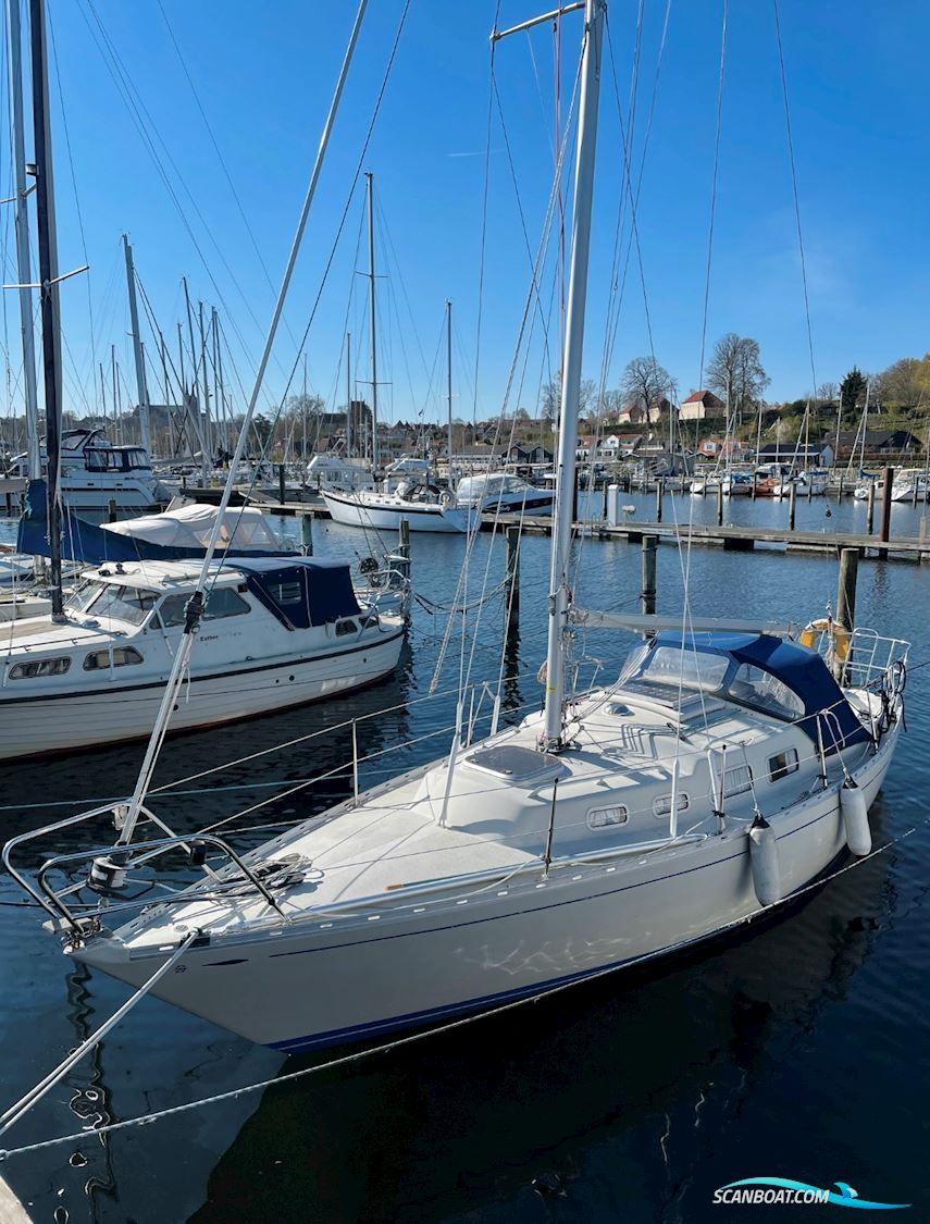 Shipman 28 Sailingboat 1974, with Hidea engine, Denmark