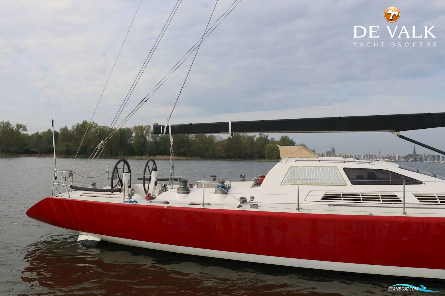 Simonis Voogd 63 with lift keel