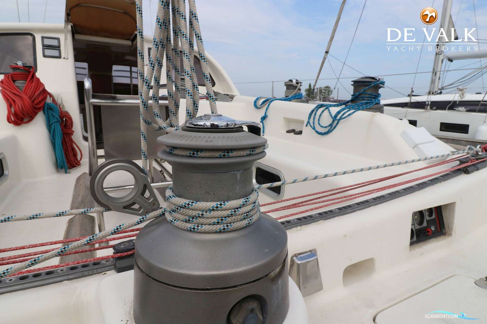 Simonis Voogd 63 with lift keel