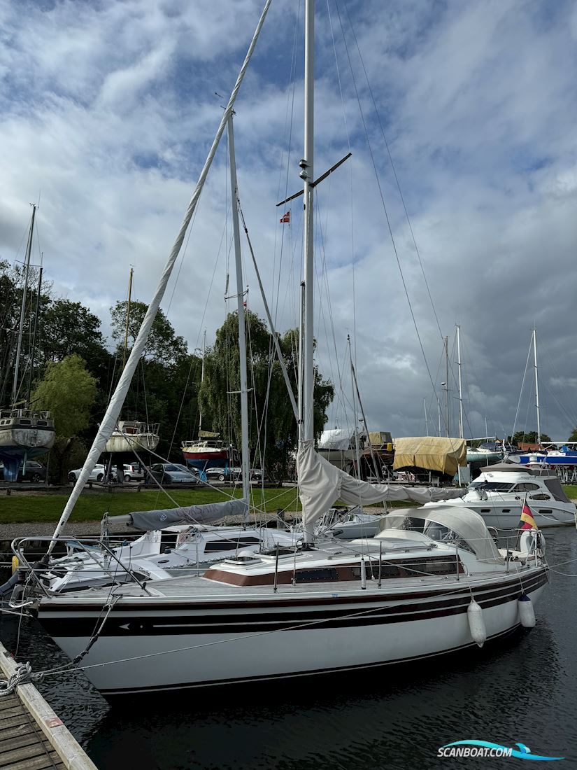 Sirius 31 Sailingboat 1985, with Bukh DV 20 engine, Denmark