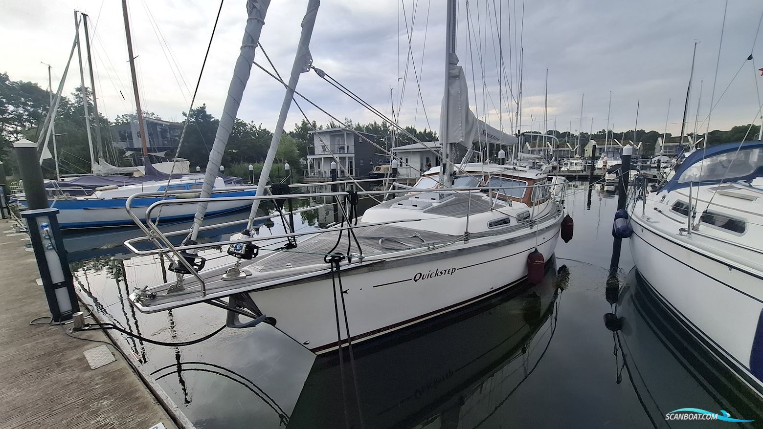 Sirius 32 DS