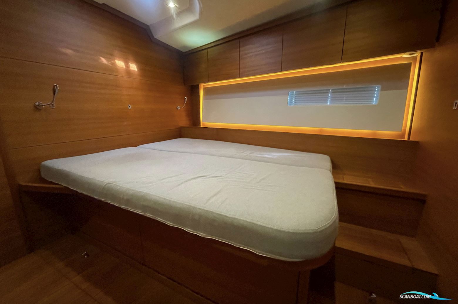 Solaris 55