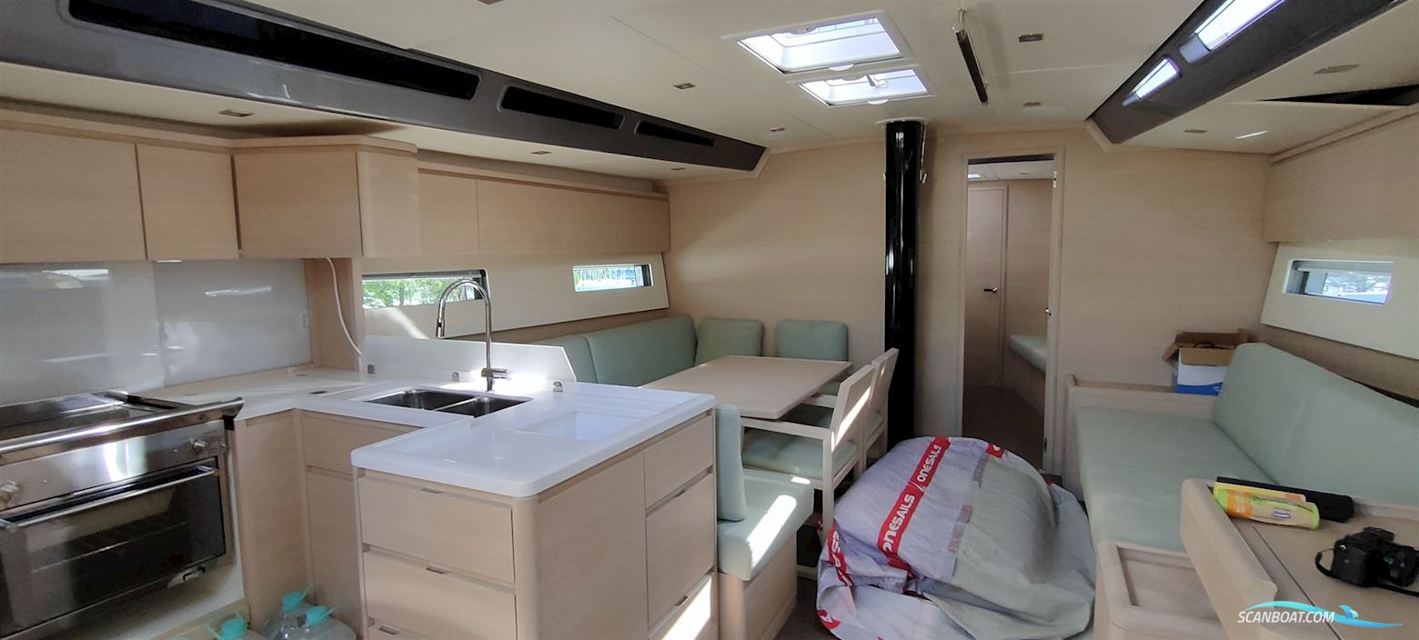 SOLARIS 55