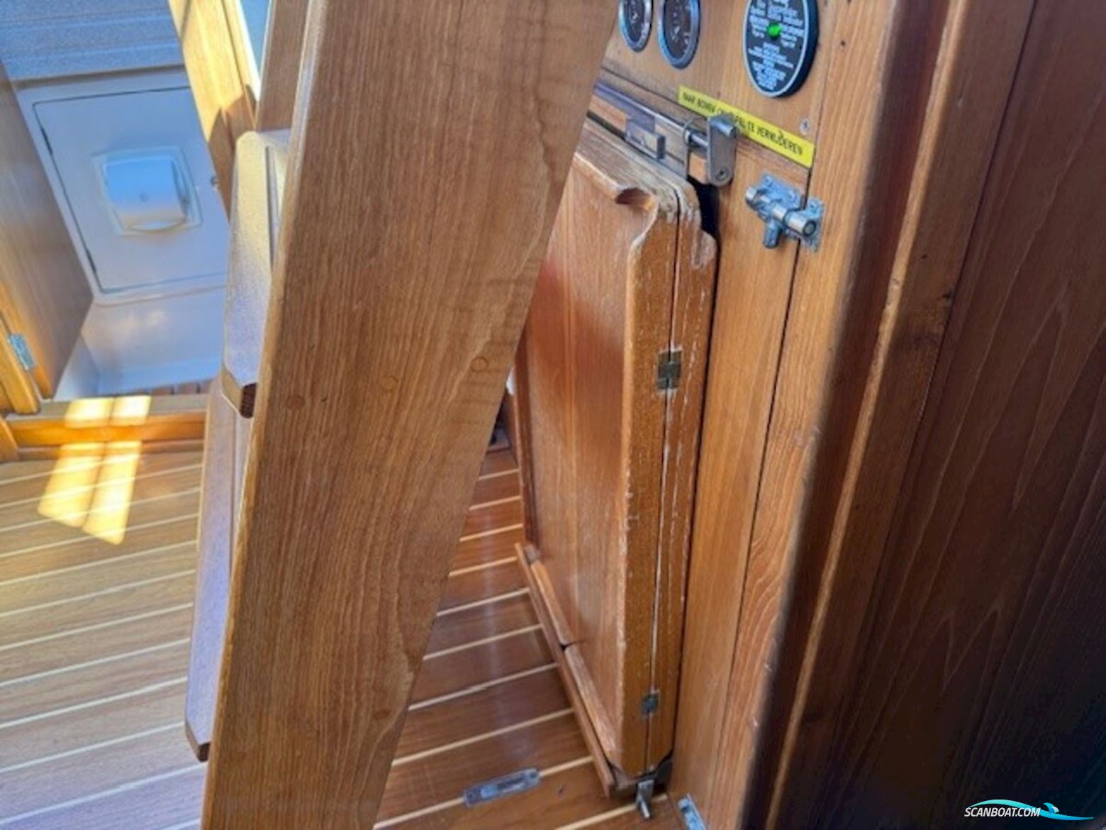 SOUTHERLY 115