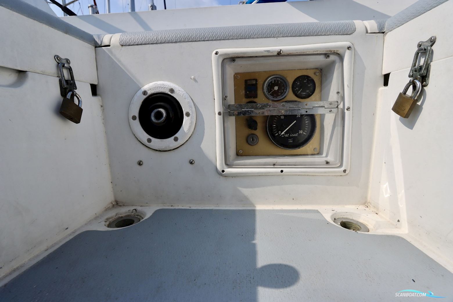 SOUTHERLY 95 Lifting Keel