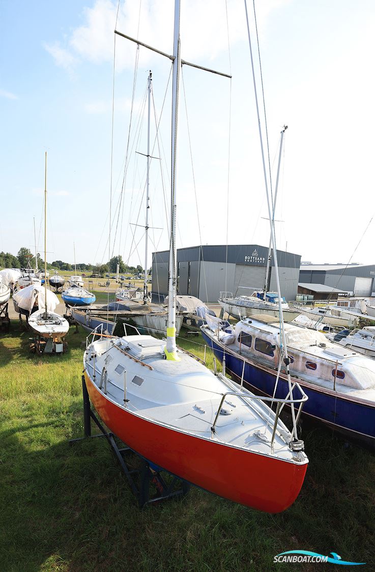 Spækhugger F Sailingboat 1980, with Yamaha F 8 FMHL  engine, Germany