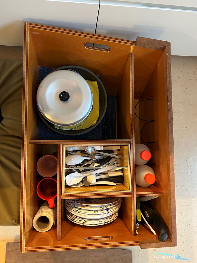 Spækhugger Racing DEN-24, Hansigne