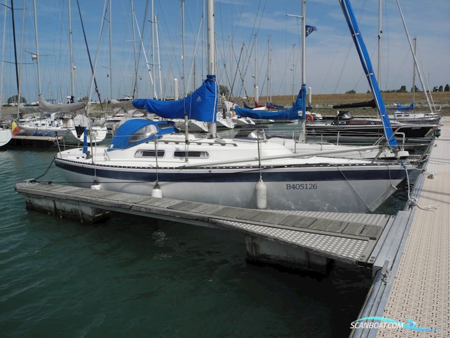 Spirit 29 Sailingboat 1983, with Volvo Penta MD7B engine, Belgium