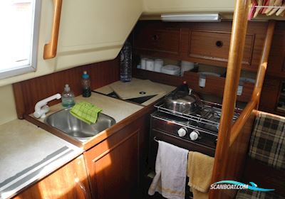 Spirit 29 Sailingboat 1983, with Volvo Penta MD7B engine, Belgium