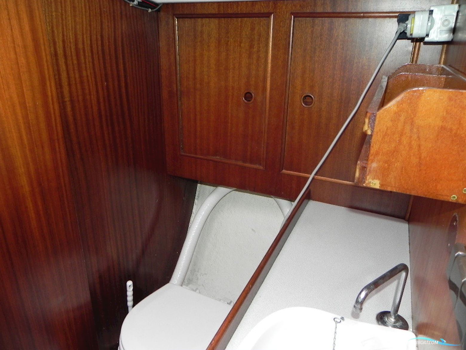 Spirit 32