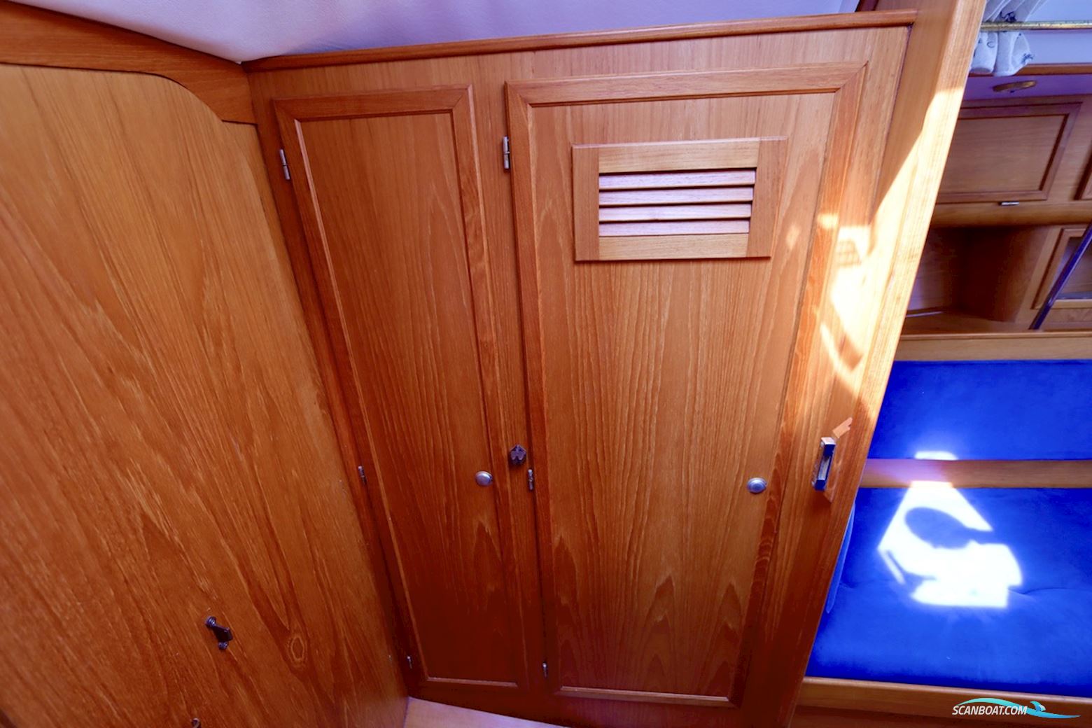 Spirit 37