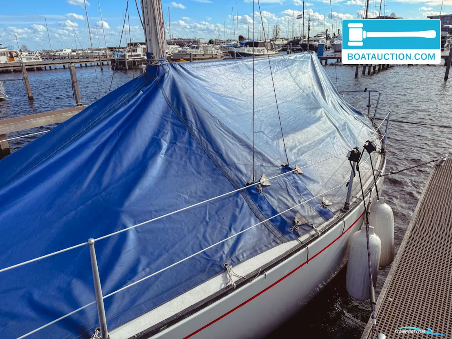 Standfast Loper 27