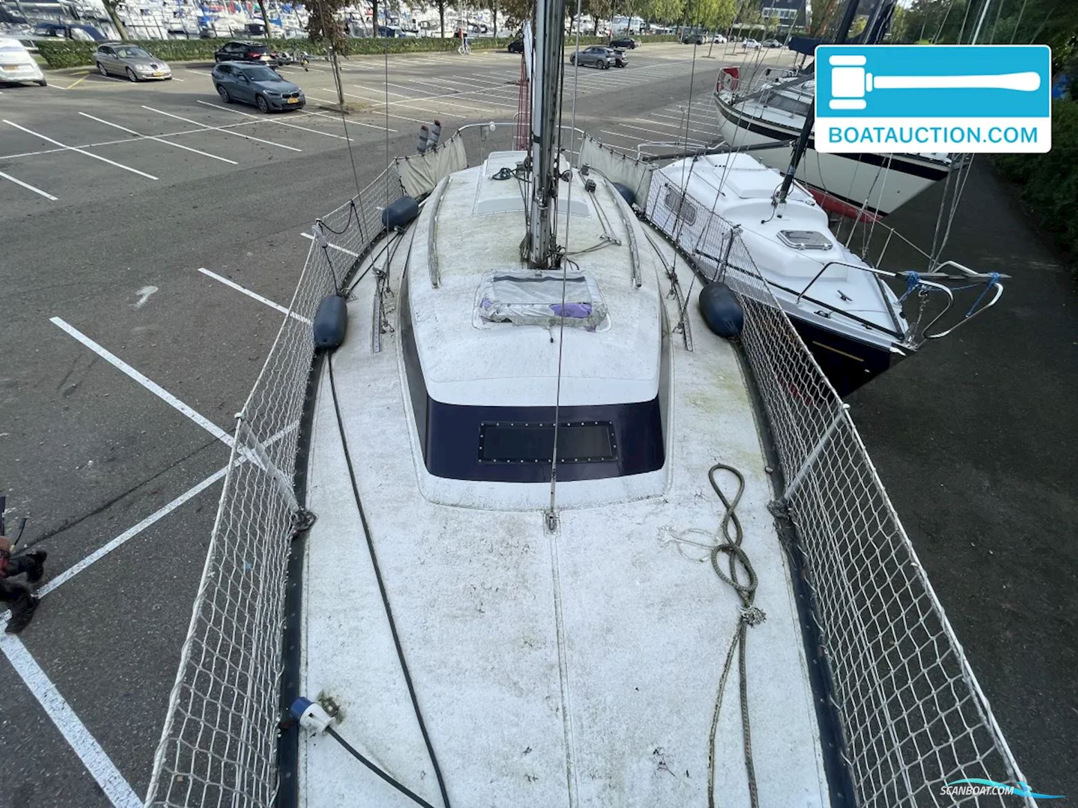 Standfast Loper 27