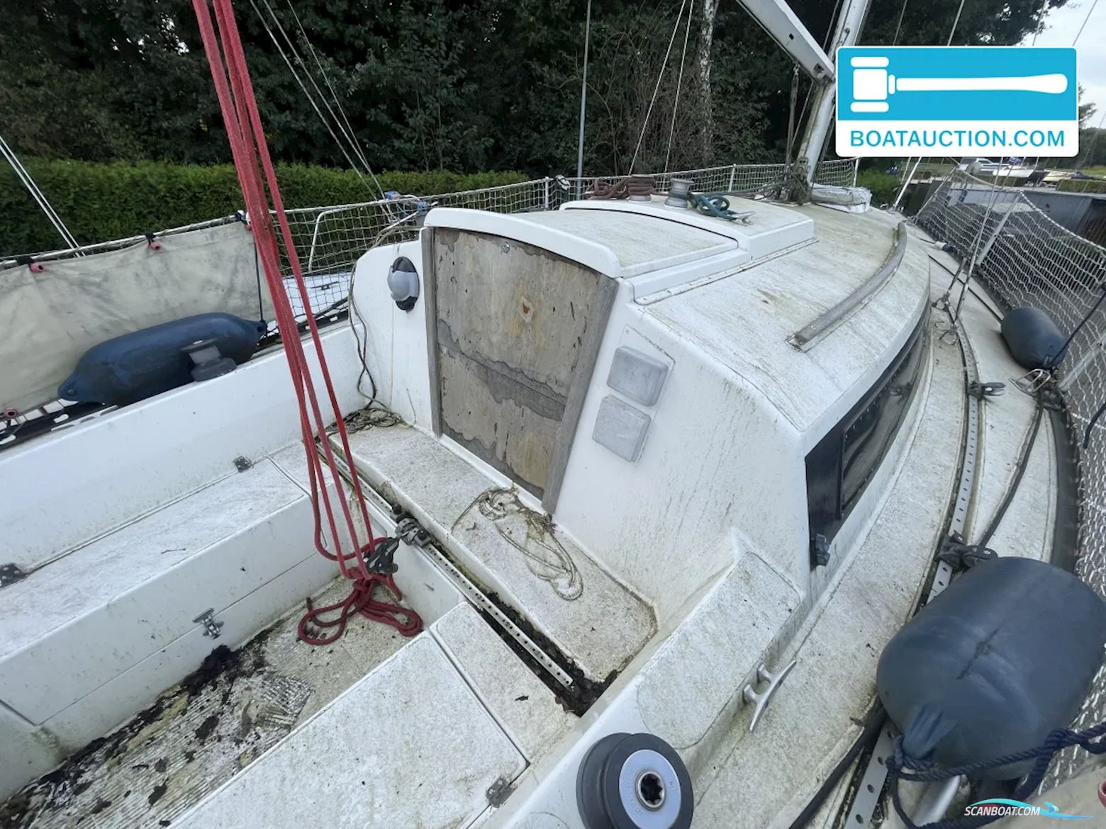 Standfast Loper 27