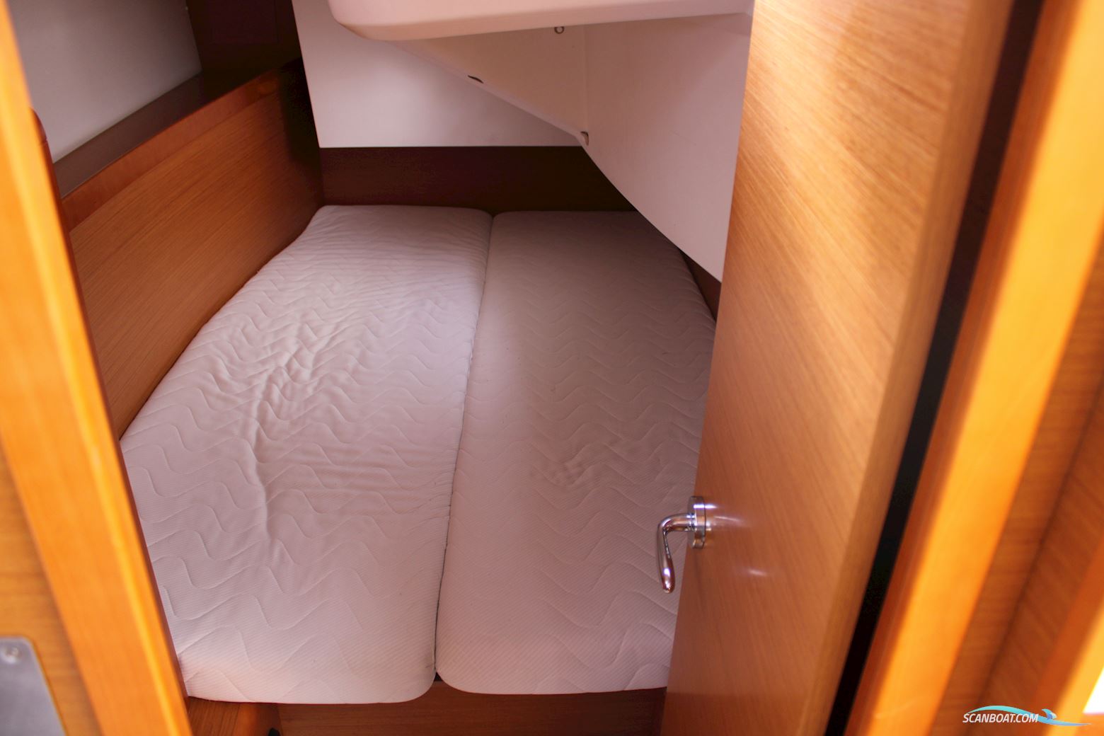 Sun Odyssey 349