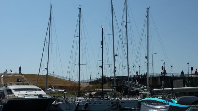 Suncoast 48