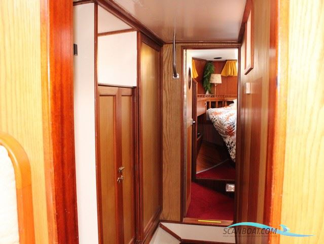 Suncoast 48