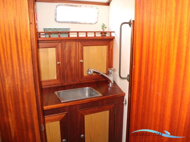 Suncoast 48