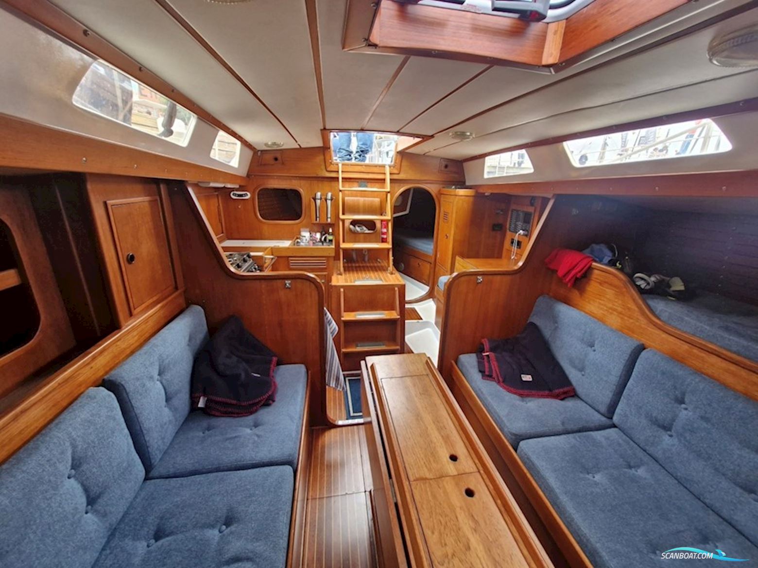 Swan 38