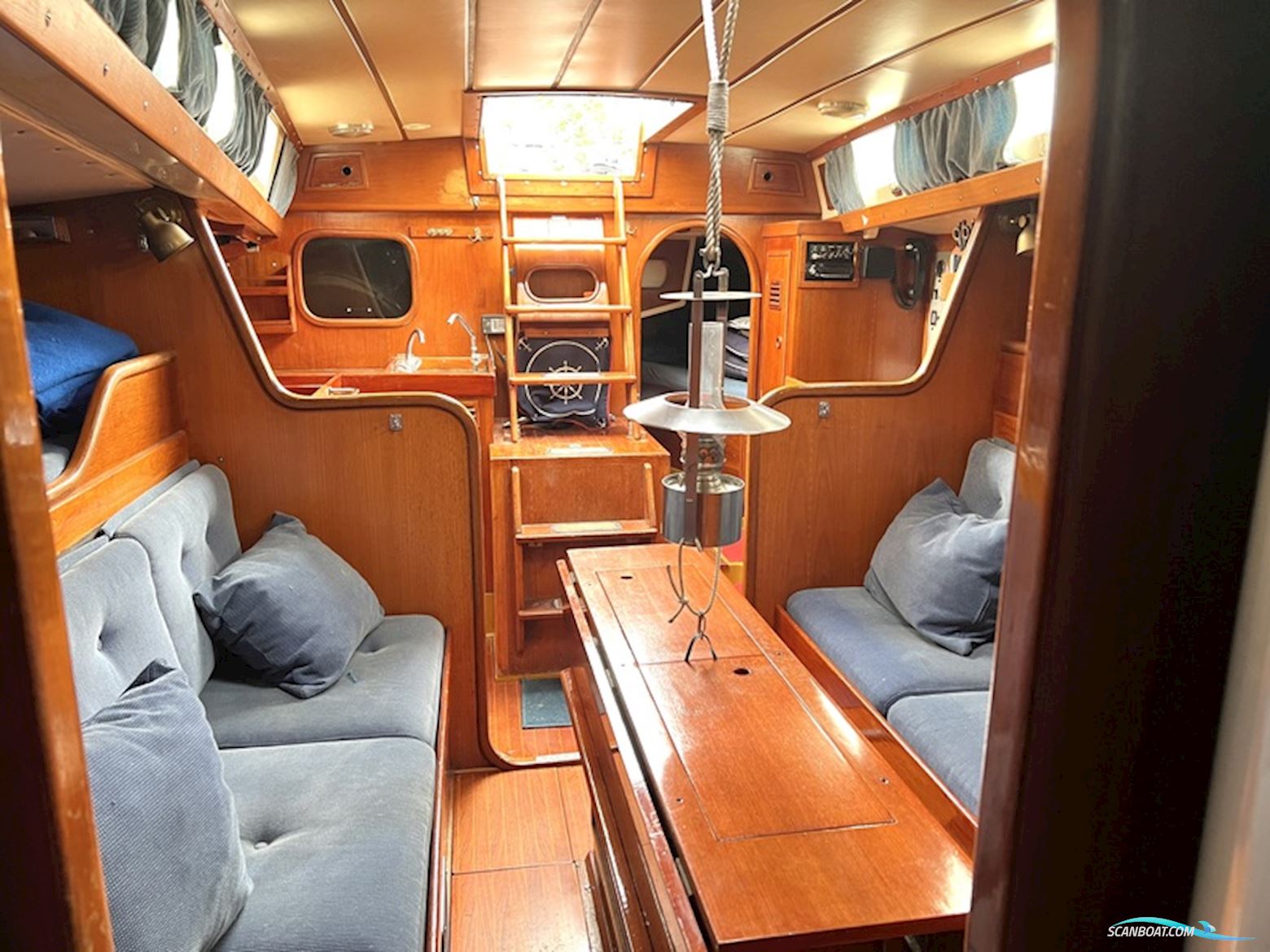 Swan 38