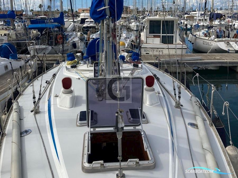 Swan 39