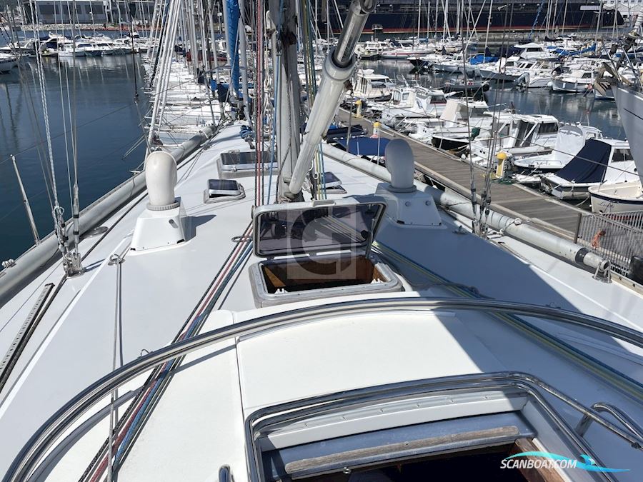 Swan 39