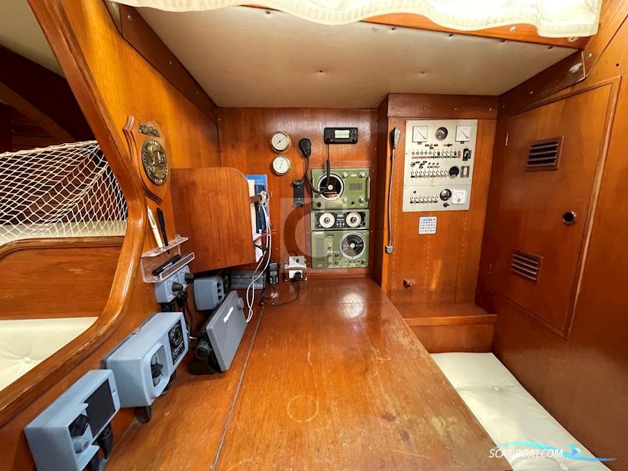 Swan 47
