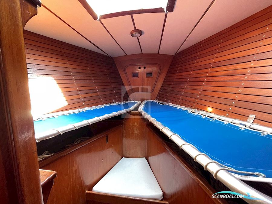 Swan 47