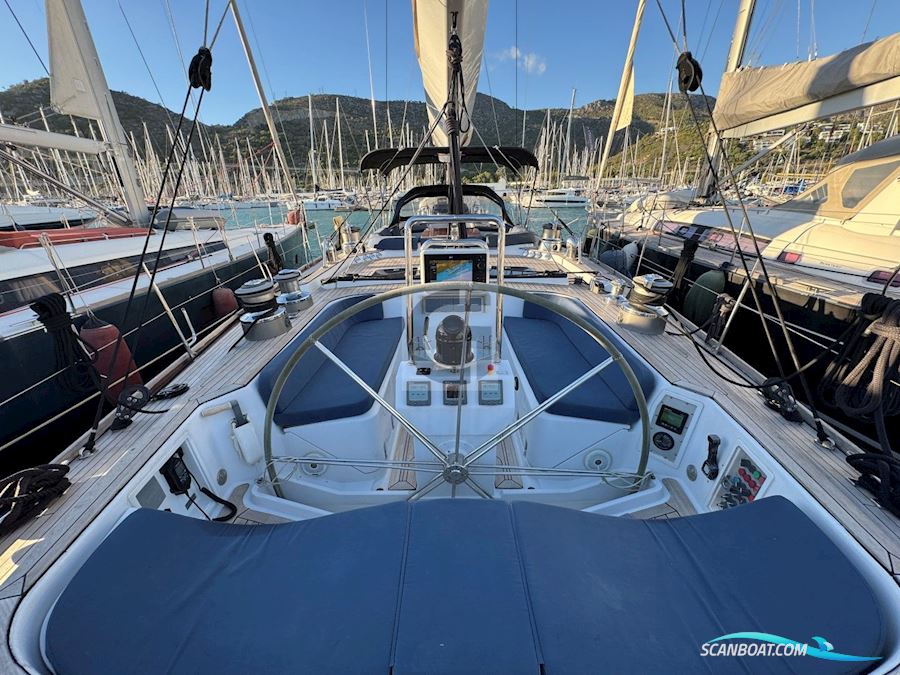 Swan 68