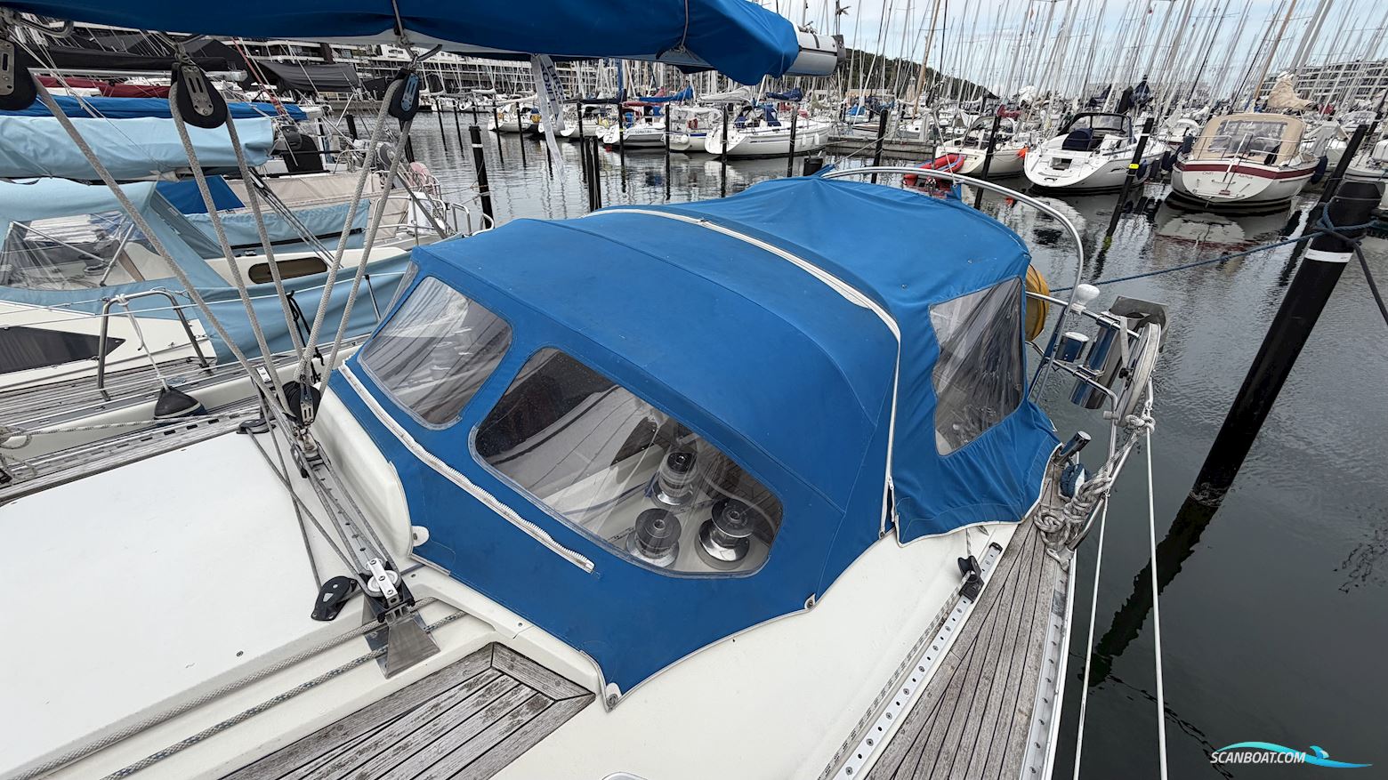 Sweden Yacht 340