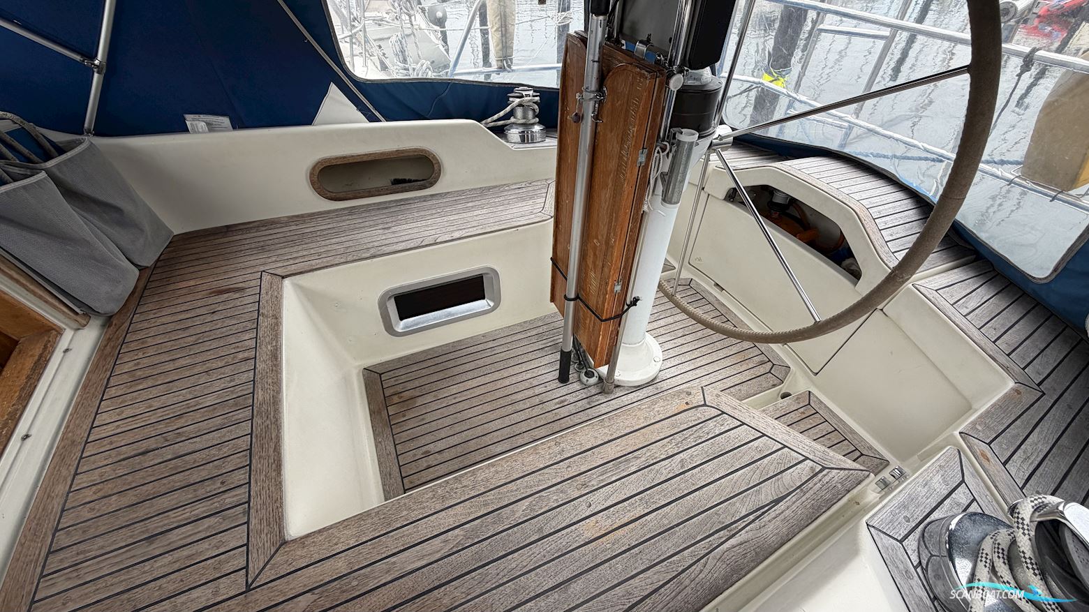 Sweden Yacht 340