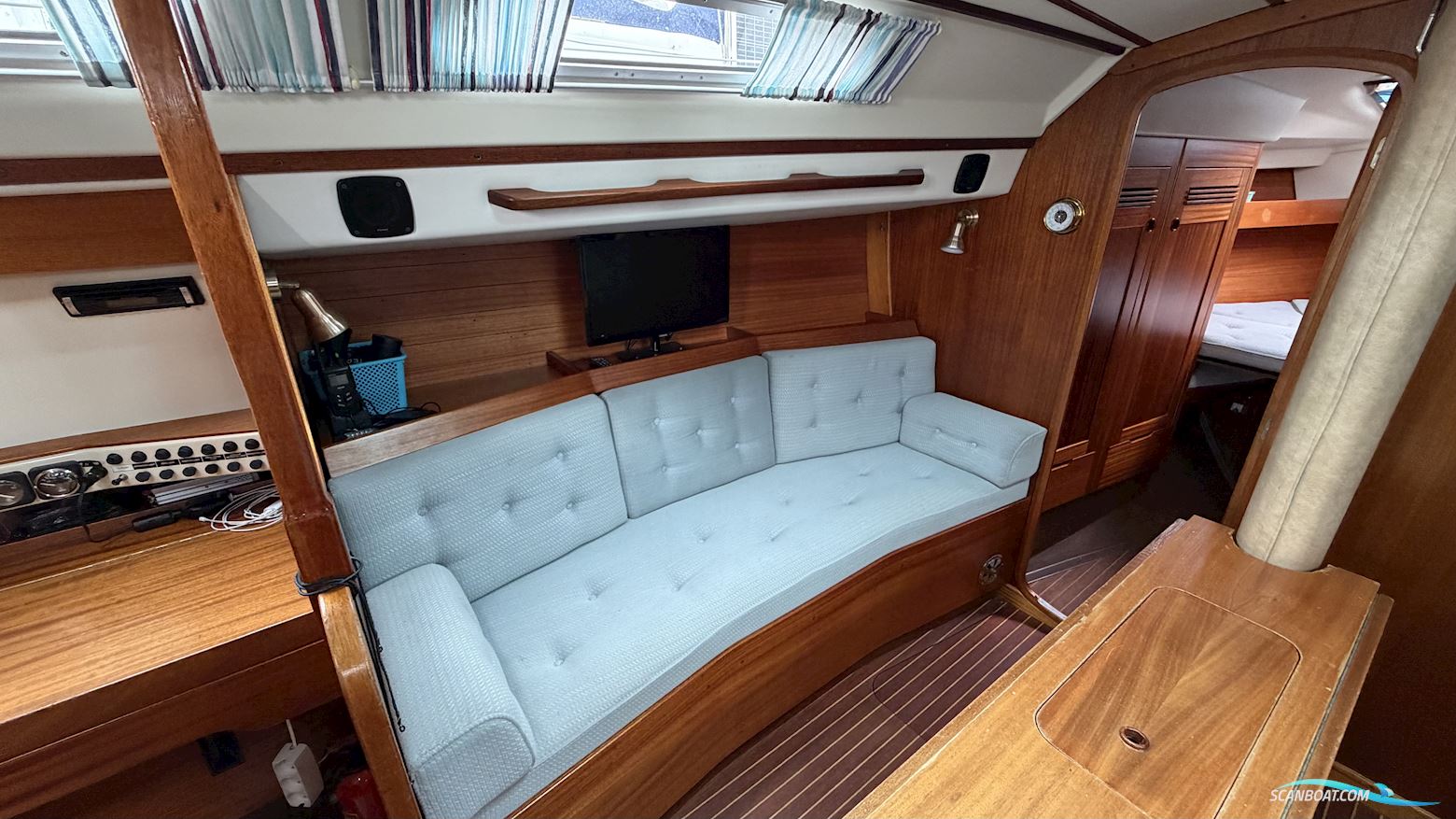Sweden Yacht 340